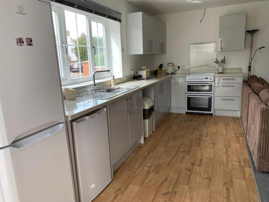 Cute 1 Bedroom House With Pool / Ping Pong Table. 비글스웨이드 외부 사진